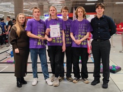 Первое место среди команд-новичков - результат участия в фестивале «РобоФинист 2025»